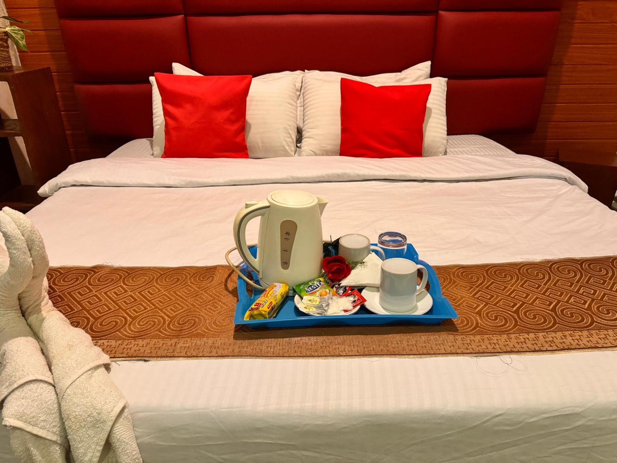 Airport Transit Kings Hotel كاتوناياكى المظهر الخارجي الصورة