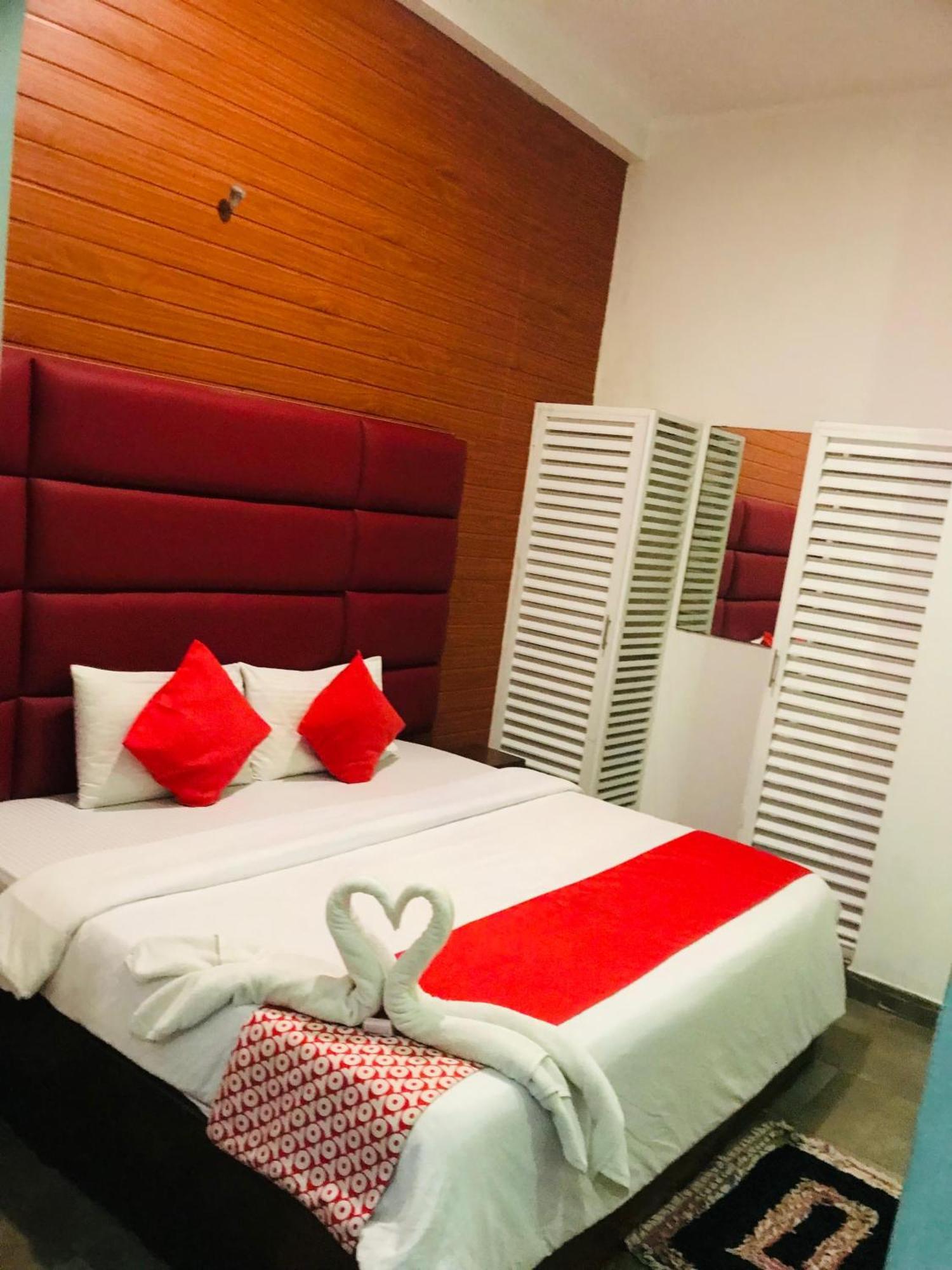 Airport Transit Kings Hotel كاتوناياكى المظهر الخارجي الصورة