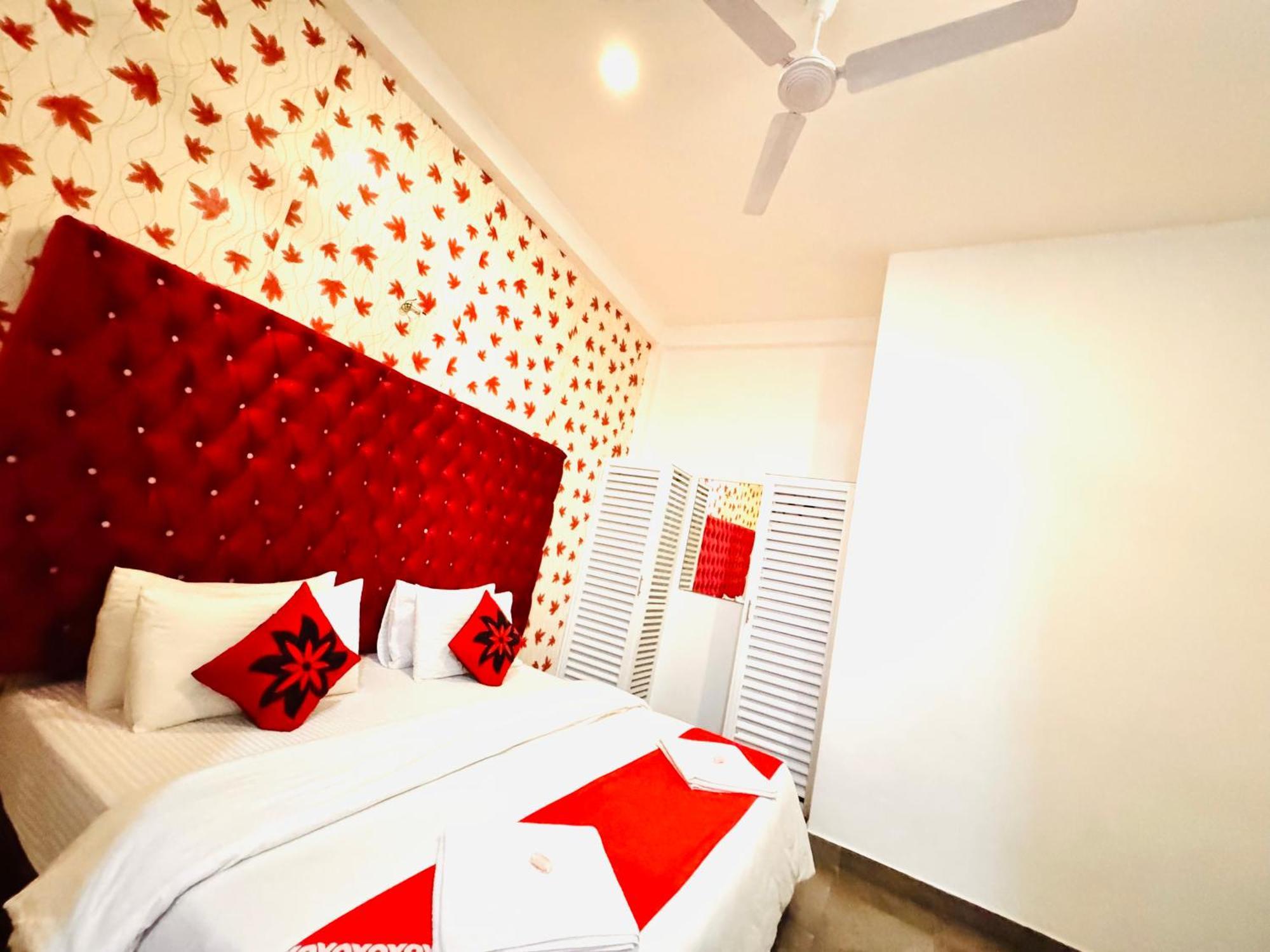 Airport Transit Kings Hotel كاتوناياكى المظهر الخارجي الصورة